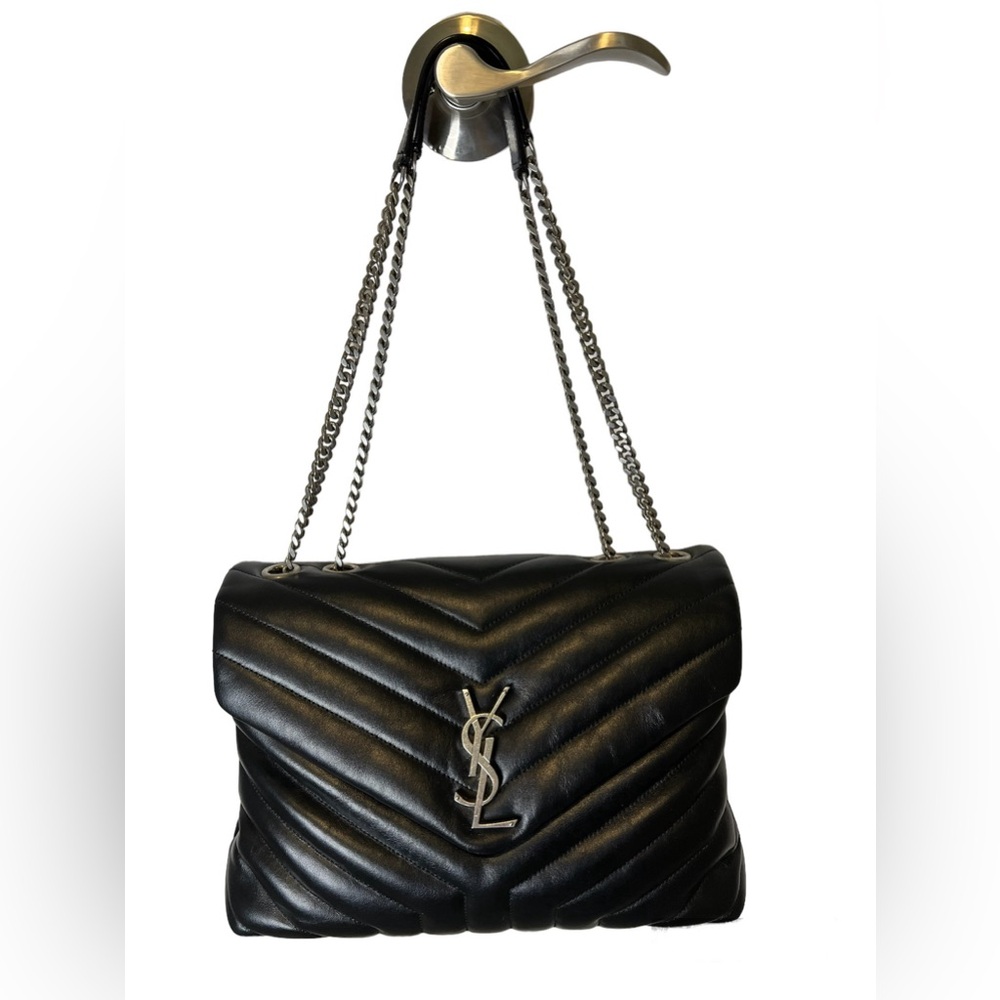 Authentic Saint Laurent Medium Loulou Matelassé
Leather Shoulder Bag